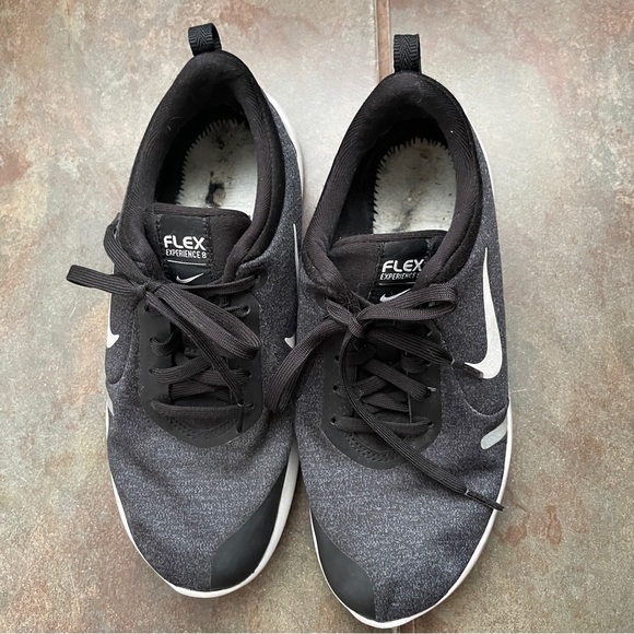 Nike flex sneakers women’s sz 6 wide - Picture 4 of 9
